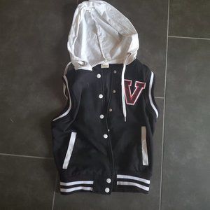 Costume Gallery Letter Vest Costume - Boys Large